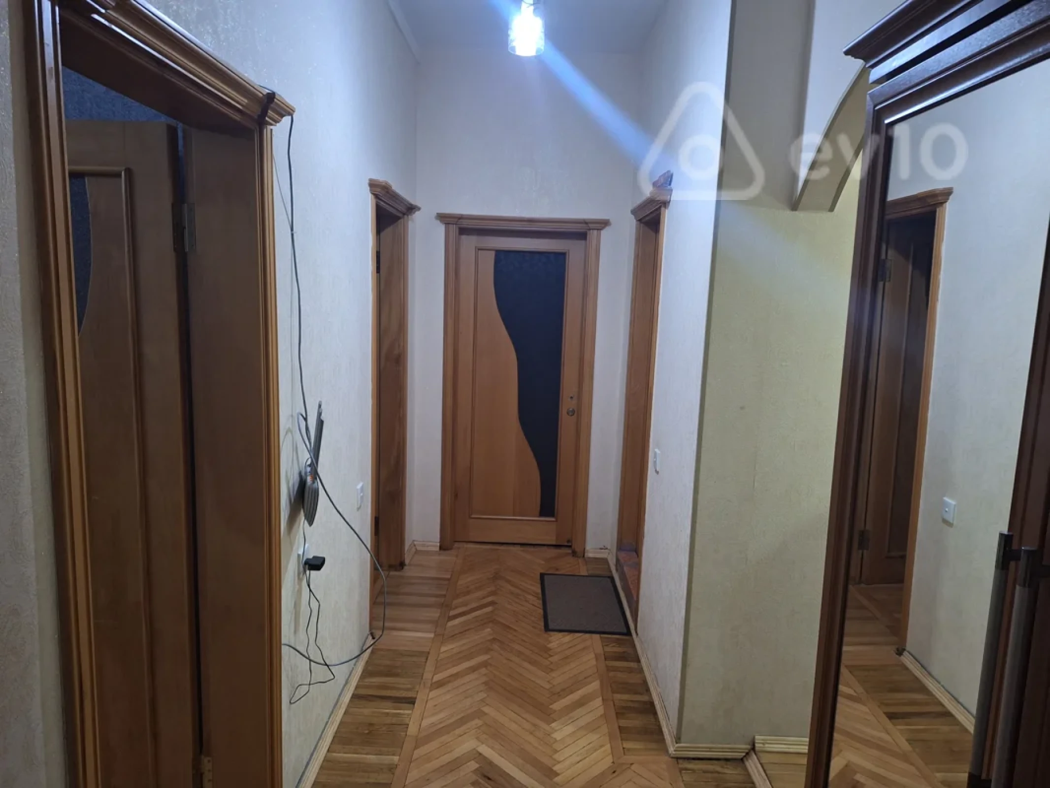 Kirayə verilir 3 otaqlı köhnə tikili 80 m²