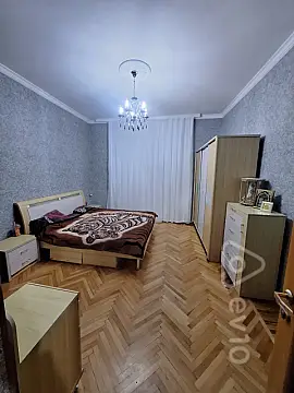 Kirayə verilir 3 otaqlı köhnə tikili 80 m² — Bakı, Nəsimi 3 otaq 80.00 m²