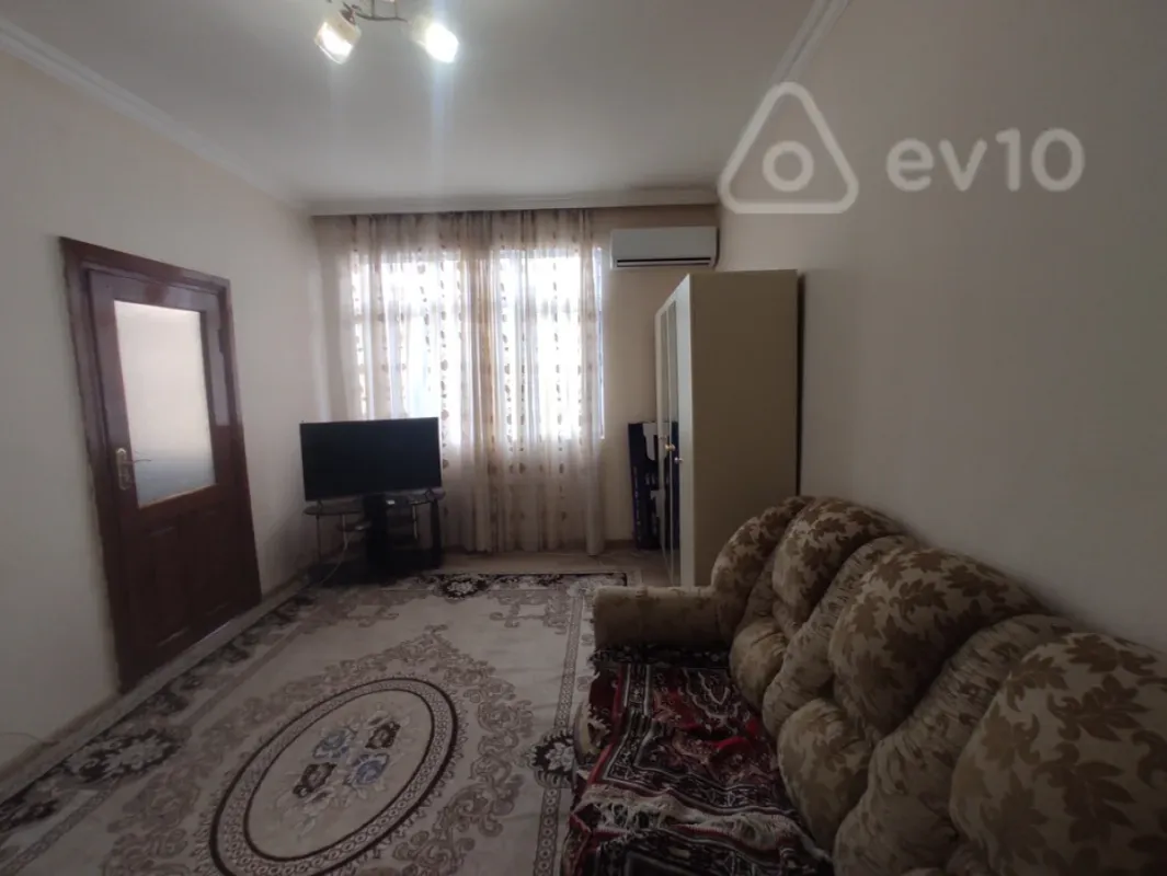 Kirayə verilir 2 otaqlı köhnə tikili 35 m²