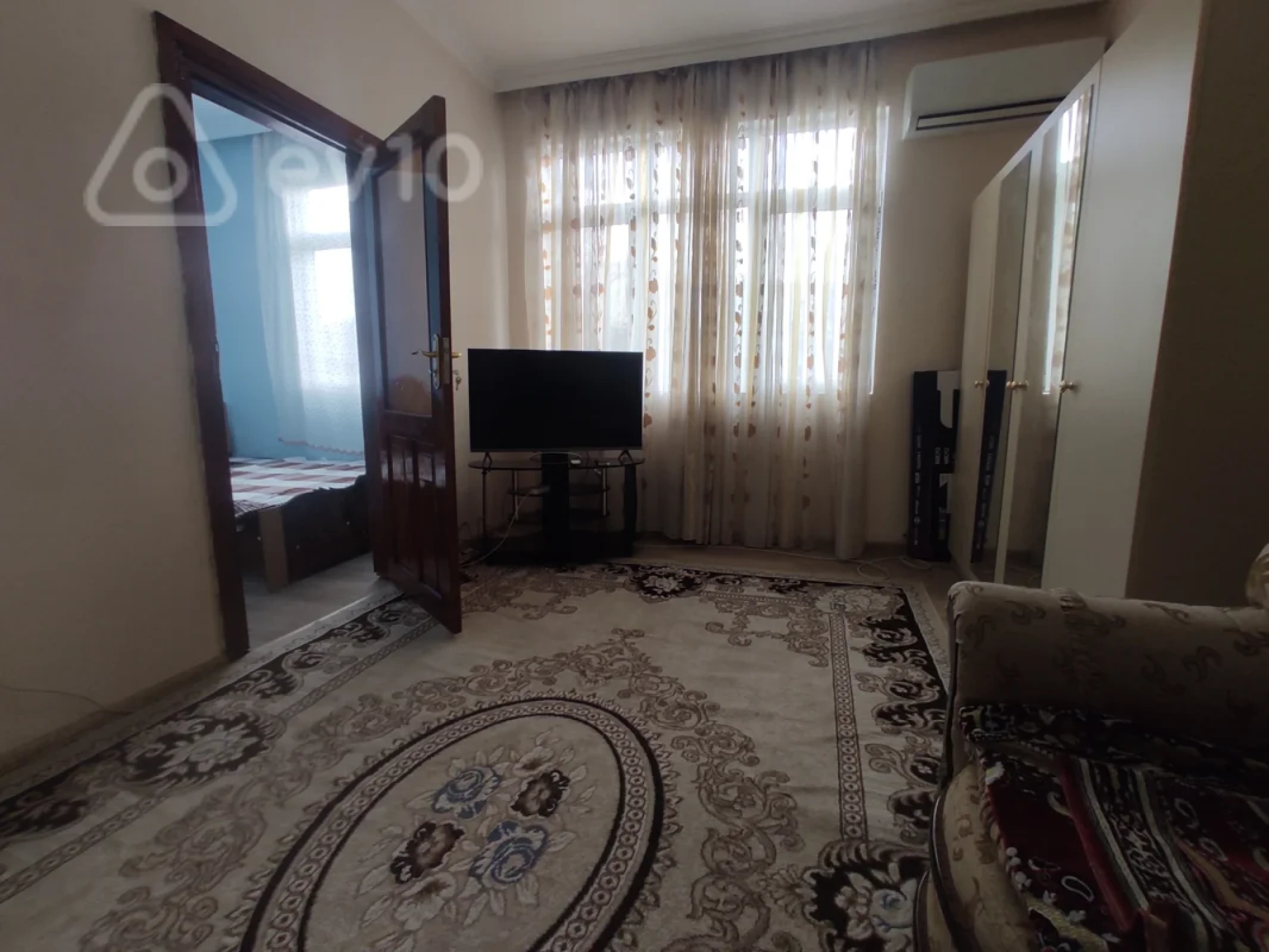 Kirayə verilir 2 otaqlı köhnə tikili 35 m²