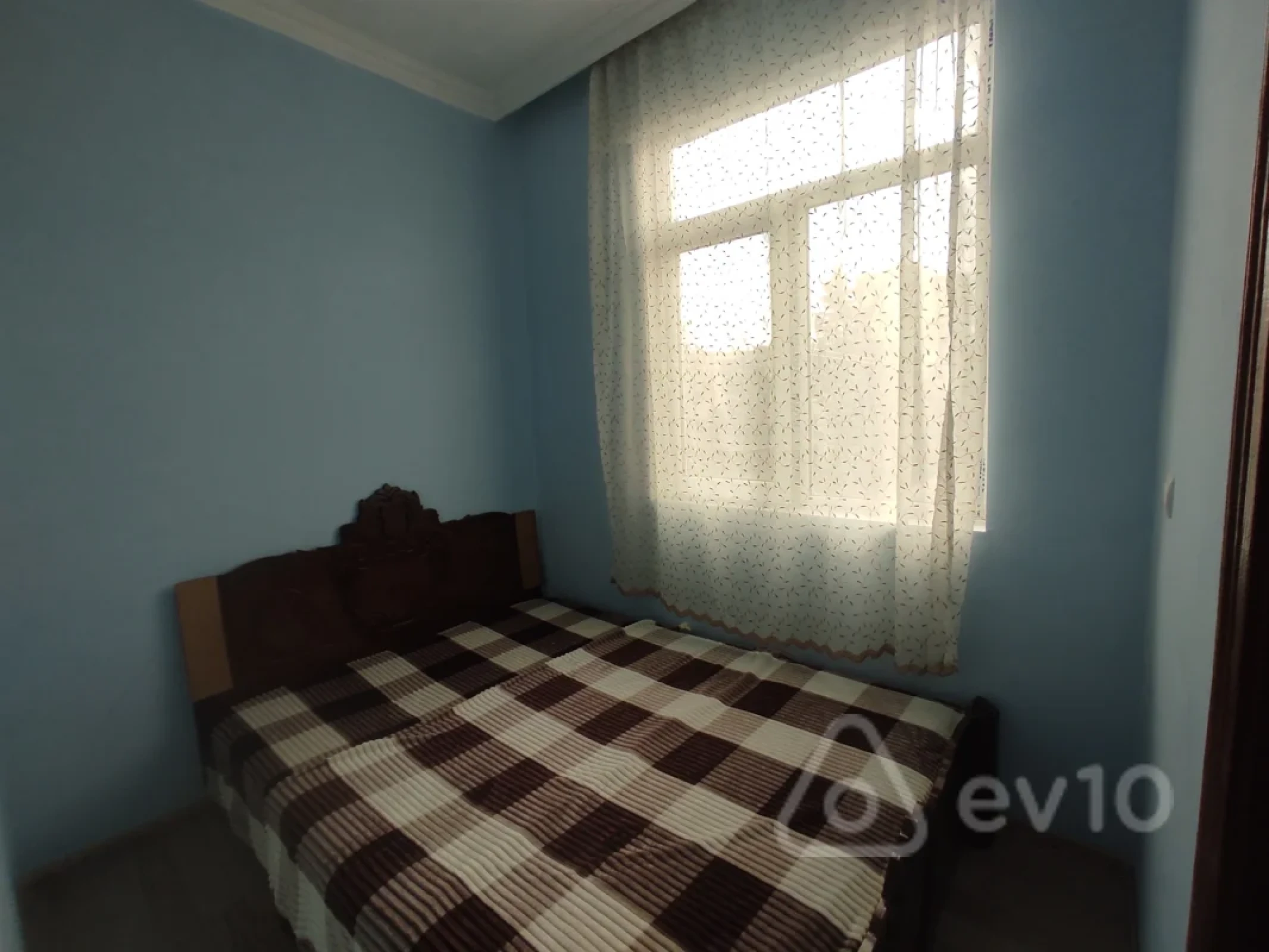 Kirayə verilir 2 otaqlı köhnə tikili 35 m²