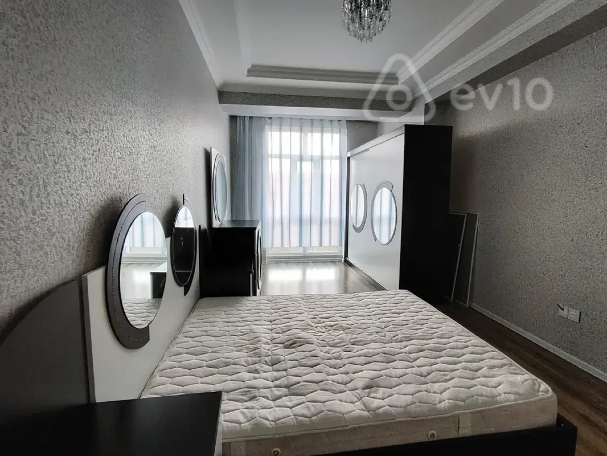 Kirayə verilir 2 otaqlı yeni tikili 54 m²