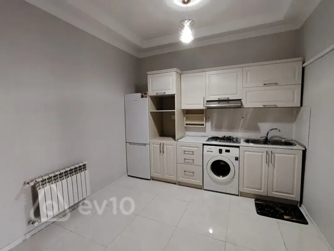 Kirayə verilir 2 otaqlı yeni tikili 54 m²