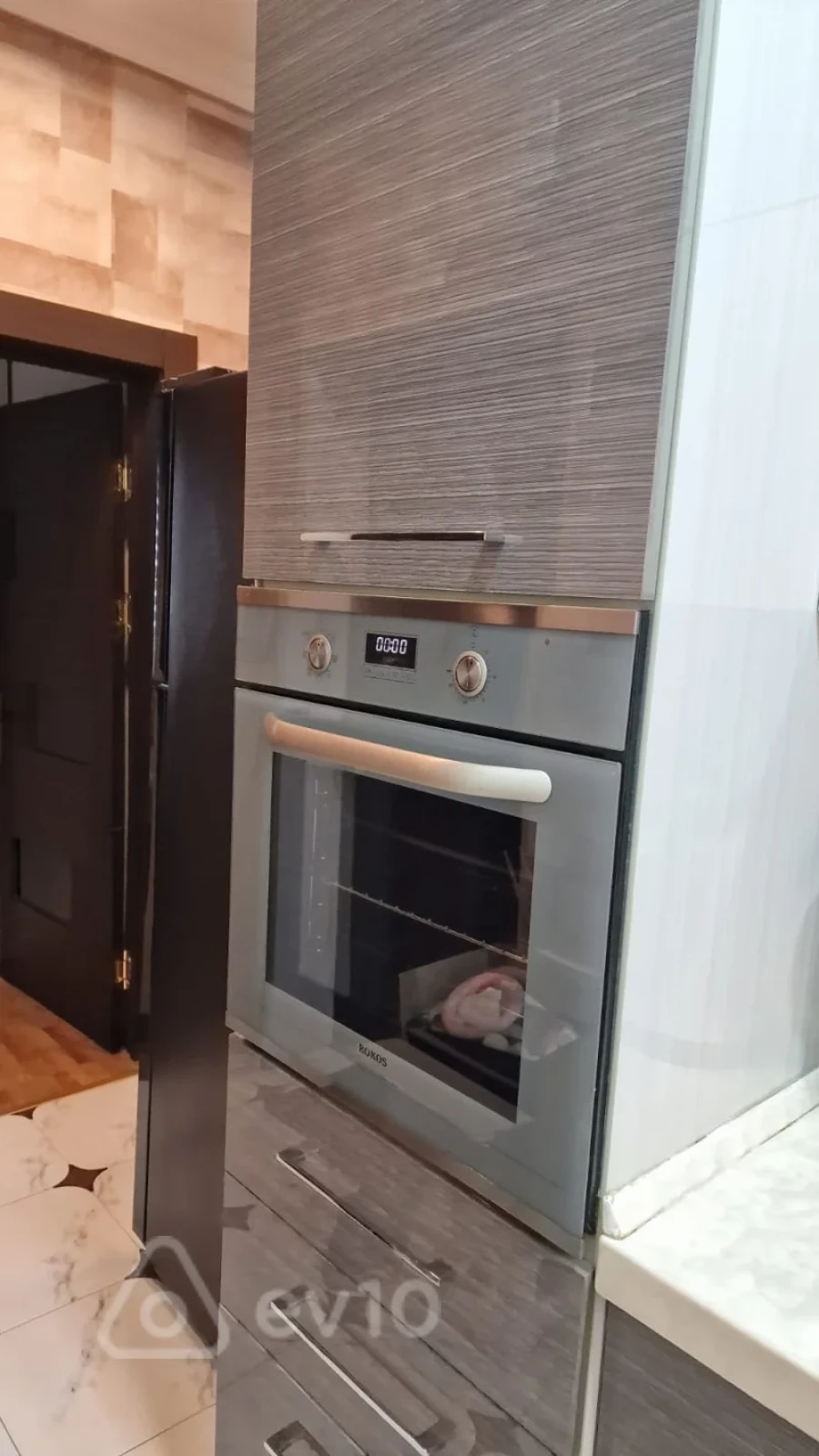 Kirayə verilir 3 otaqlı köhnə tikili 80 m²