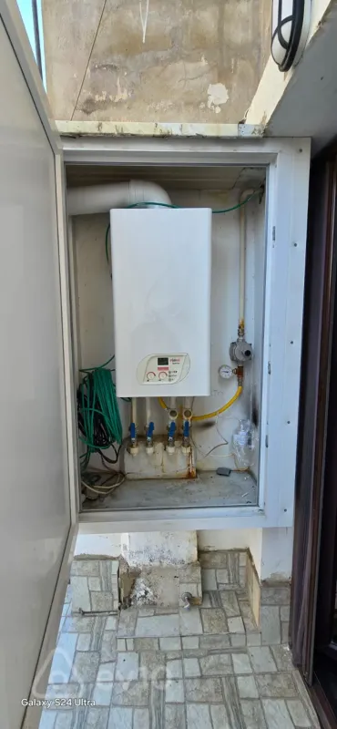 Kirayə verilir 3 otaqlı köhnə tikili 80 m²