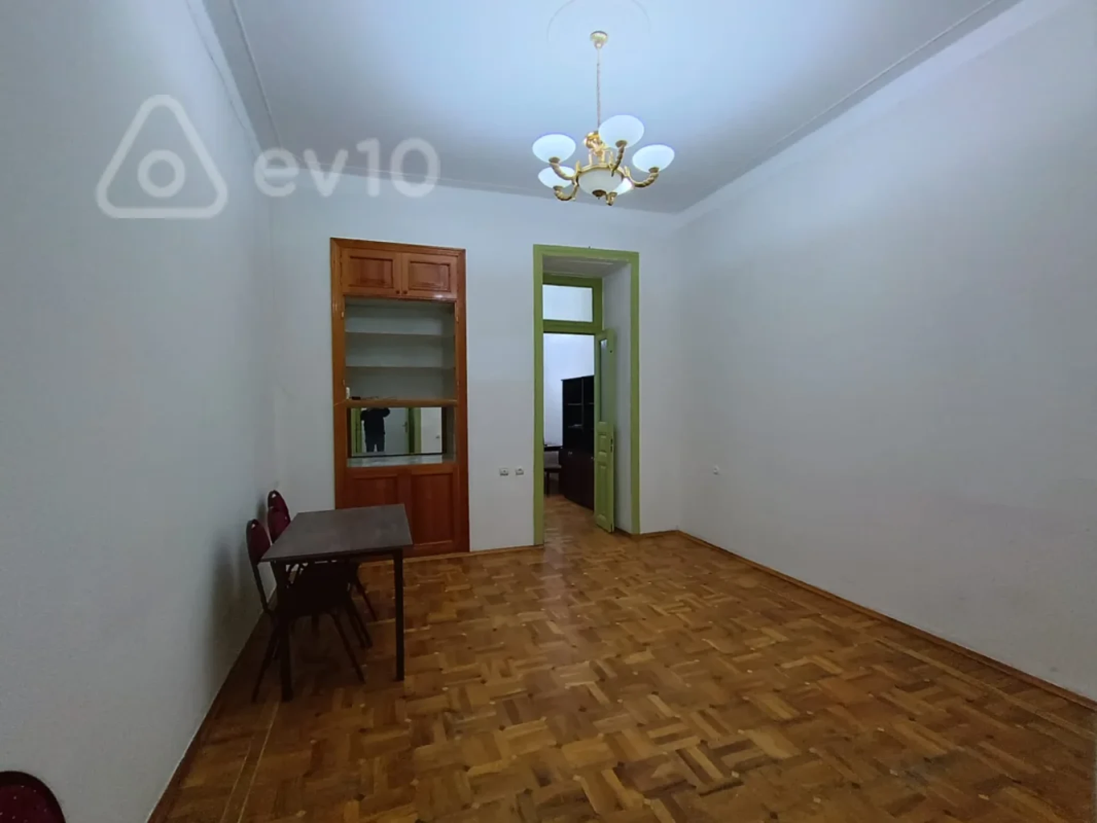 Kirayə verilir 2 otaqlı ofis 65 m²