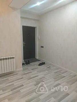 Kirayə verilir 2 otaqlı yeni tikili 90 m²