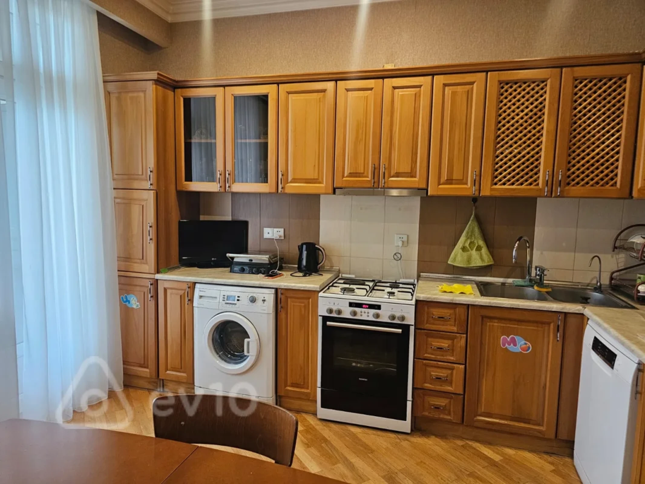 Satılır 3 otaqlı yeni tikili 168 m²
