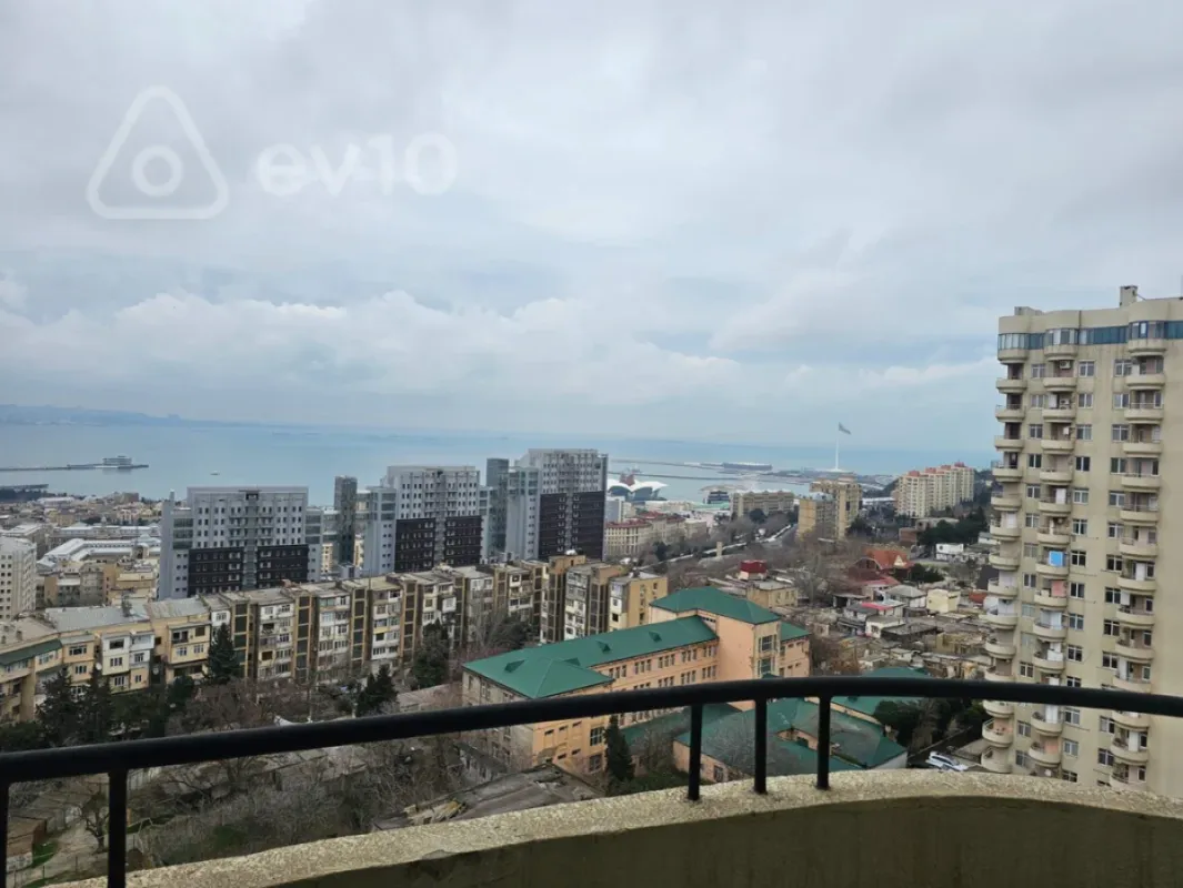 Satılır 3 otaqlı yeni tikili 168 m²
