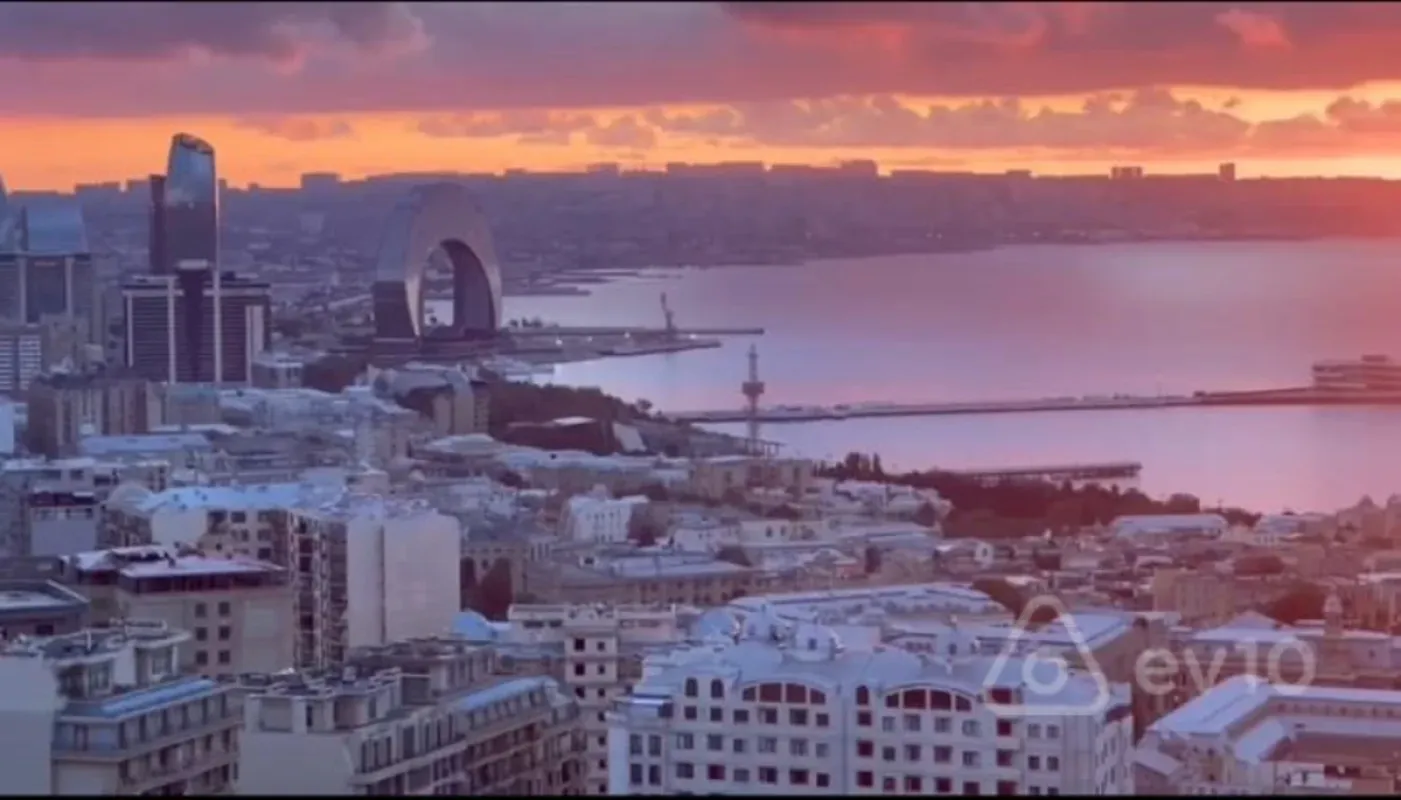 Satılır 3 otaqlı yeni tikili 168 m²