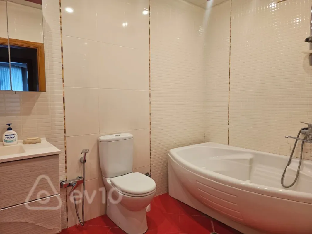 Satılır 3 otaqlı yeni tikili 168 m²