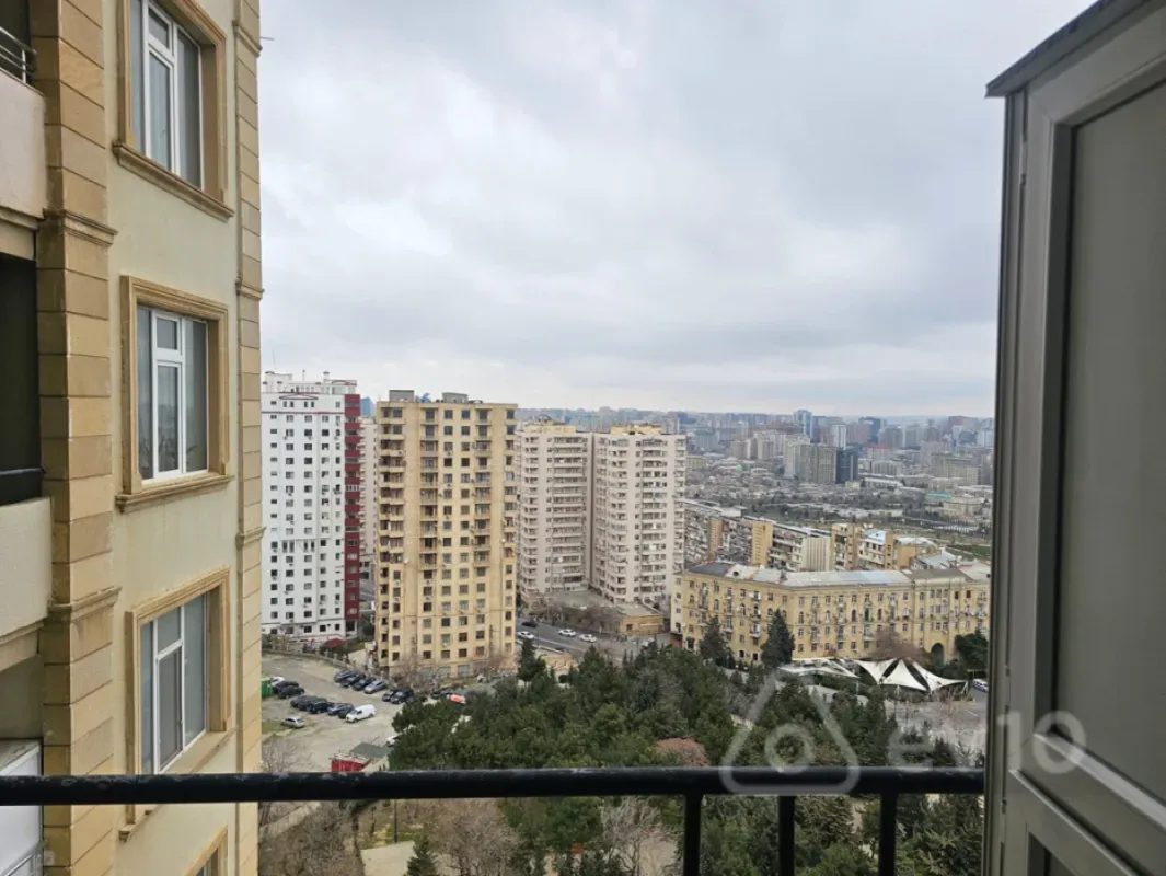 Satılır 3 otaqlı yeni tikili 168 m²