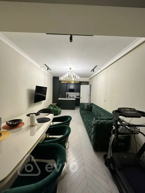 Kirayə verilir 3 otaqlı yeni tikili 90 m²