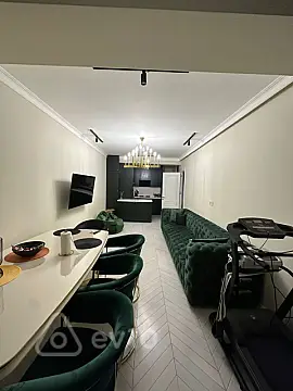 Kirayə verilir 3 otaqlı yeni tikili 90 m²