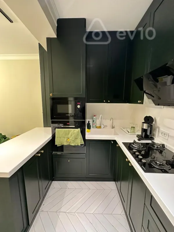 Kirayə verilir 3 otaqlı yeni tikili 90 m²