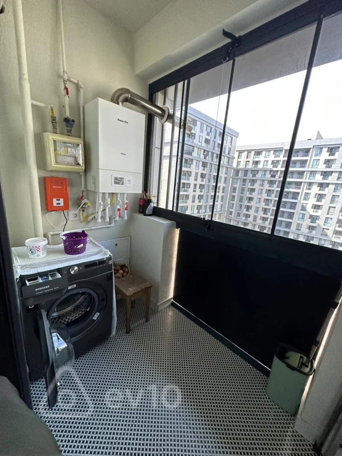 Kirayə verilir 3 otaqlı yeni tikili 90 m²