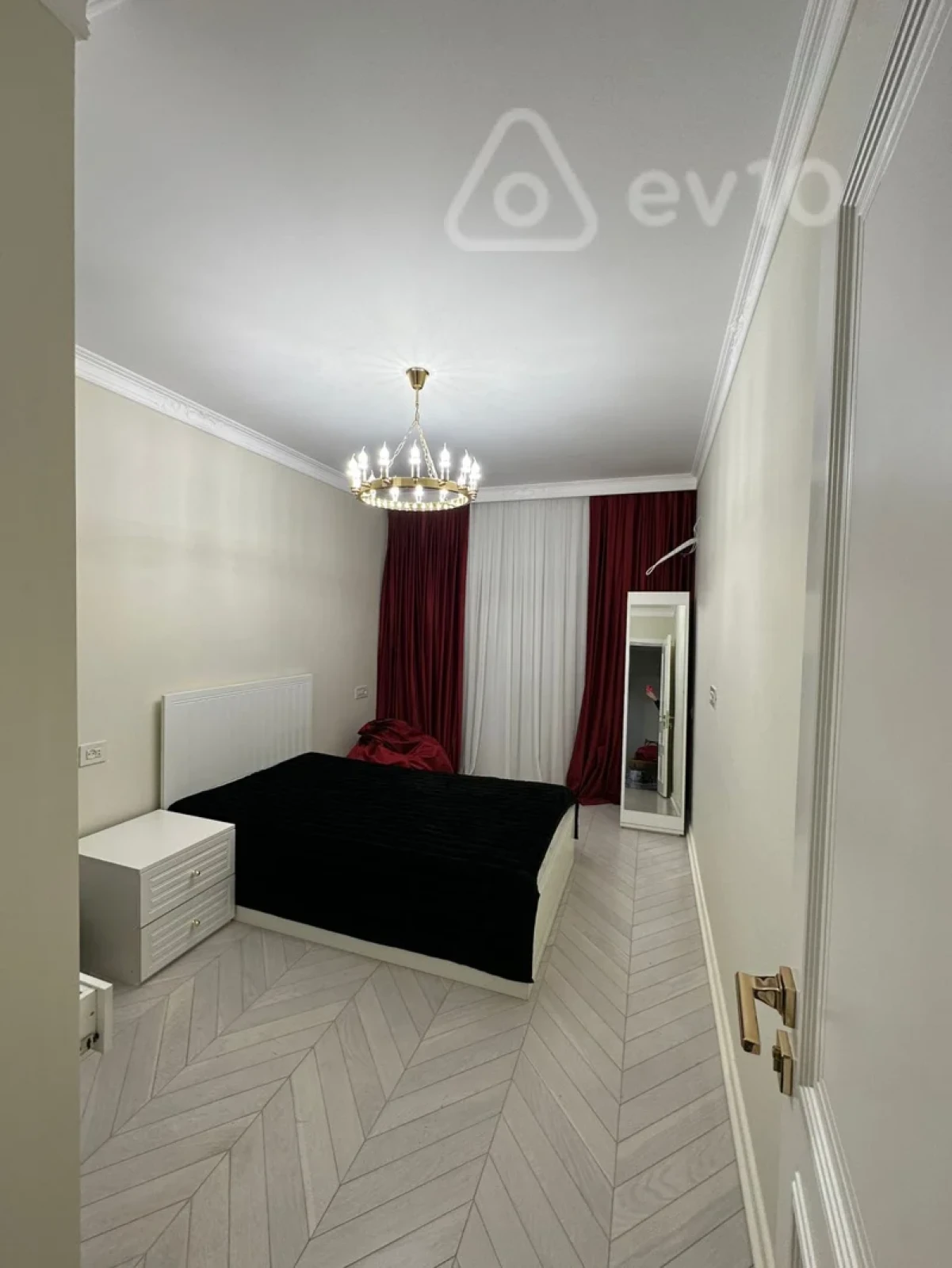 Kirayə verilir 3 otaqlı yeni tikili 90 m²