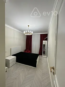 Kirayə verilir 3 otaqlı yeni tikili 90 m²