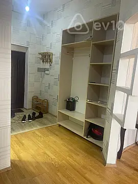 Kirayə verilir 2 otaqlı yeni tikili 70 m²