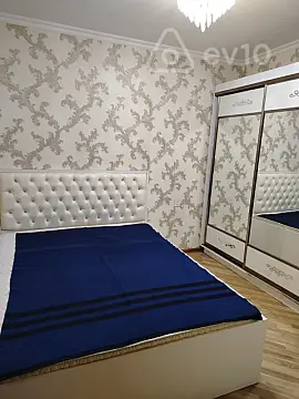 Kirayə verilir 2 otaqlı yeni tikili 75 m²