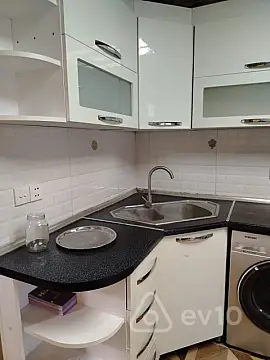 Kirayə verilir 2 otaqlı yeni tikili 75 m²