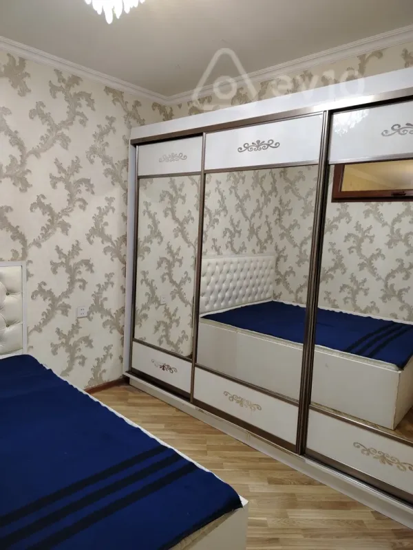 Kirayə verilir 2 otaqlı yeni tikili 75 m²