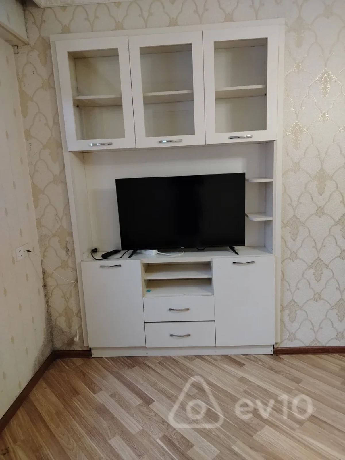 Kirayə verilir 2 otaqlı yeni tikili 75 m²
