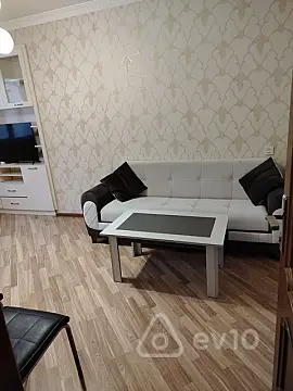 Kirayə verilir 2 otaqlı yeni tikili 75 m²