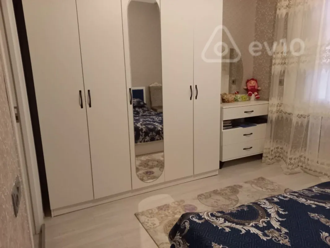 Satılır 2 otaqlı yeni tikili 50 m²