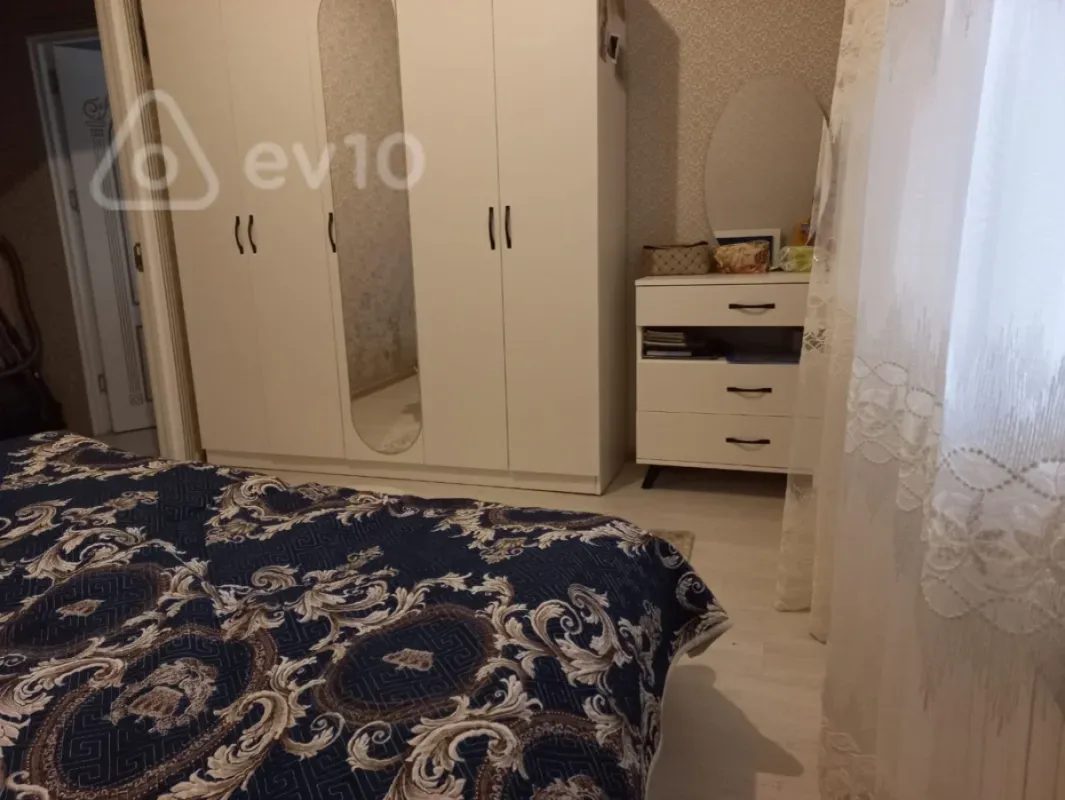 Satılır 2 otaqlı yeni tikili 50 m²