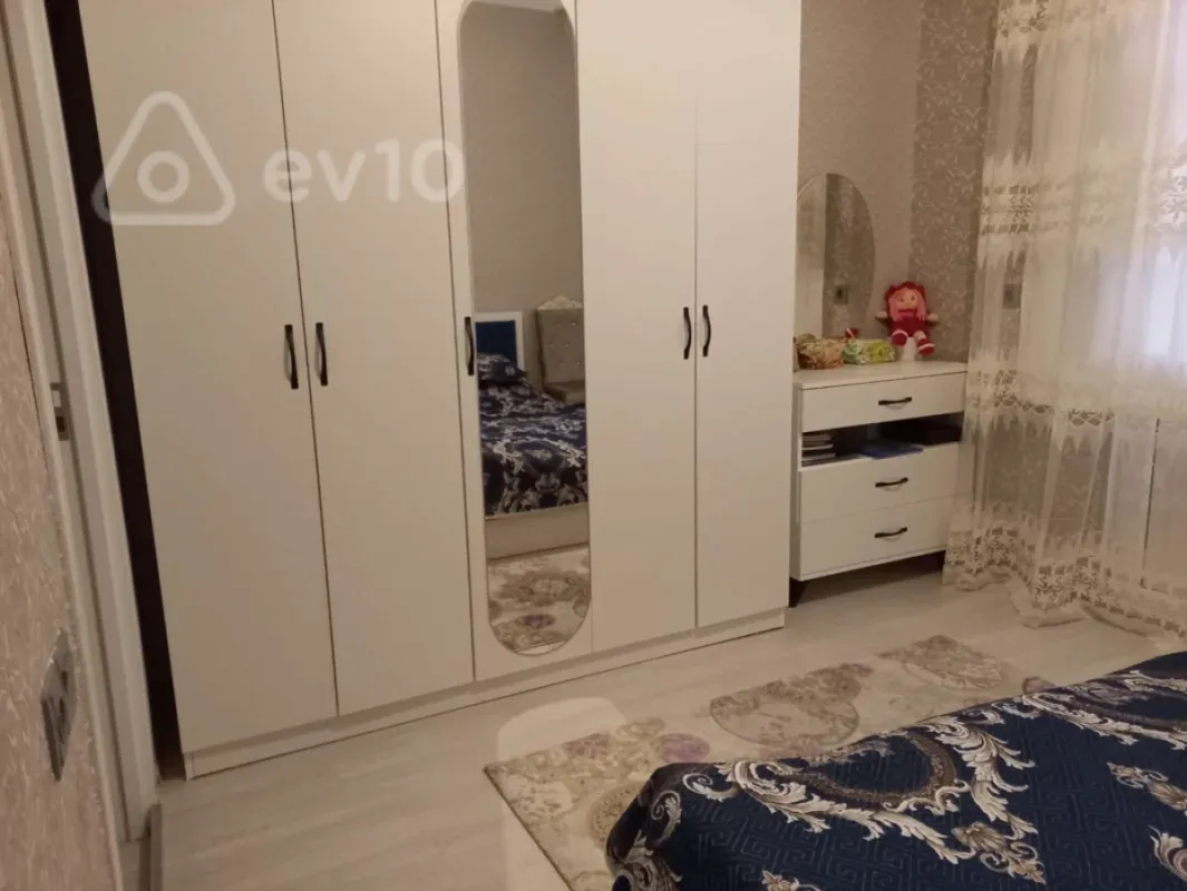 Satılır 2 otaqlı yeni tikili 50 m²