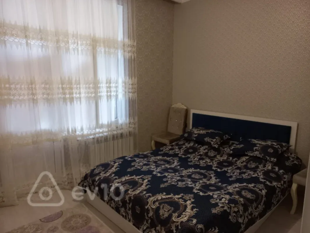 Satılır 2 otaqlı yeni tikili 50 m²