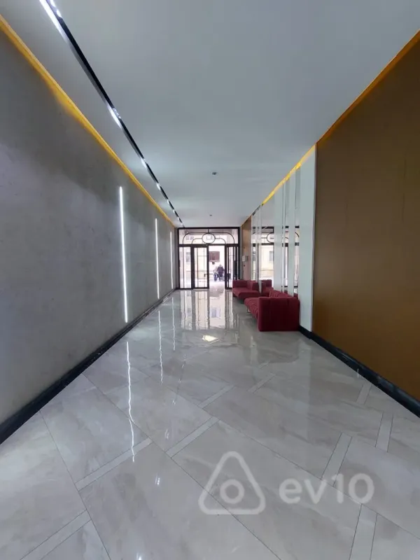 Satılır 3 otaqlı yeni tikili 97.4 m²