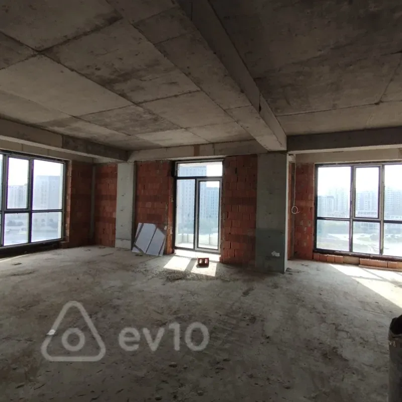 Satılır 3 otaqlı yeni tikili 97.4 m²