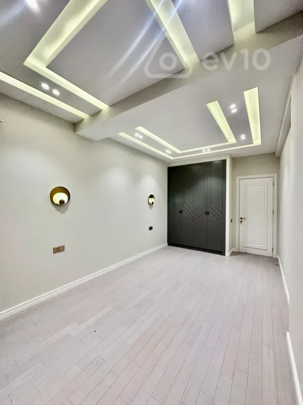 Satılır 3 otaqlı yeni tikili 129 m²