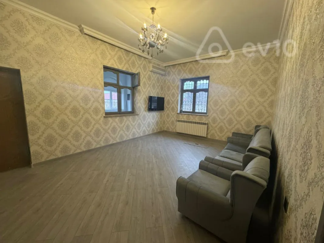 Kirayə verilir 3 otaqlı həyət evi 140 m²