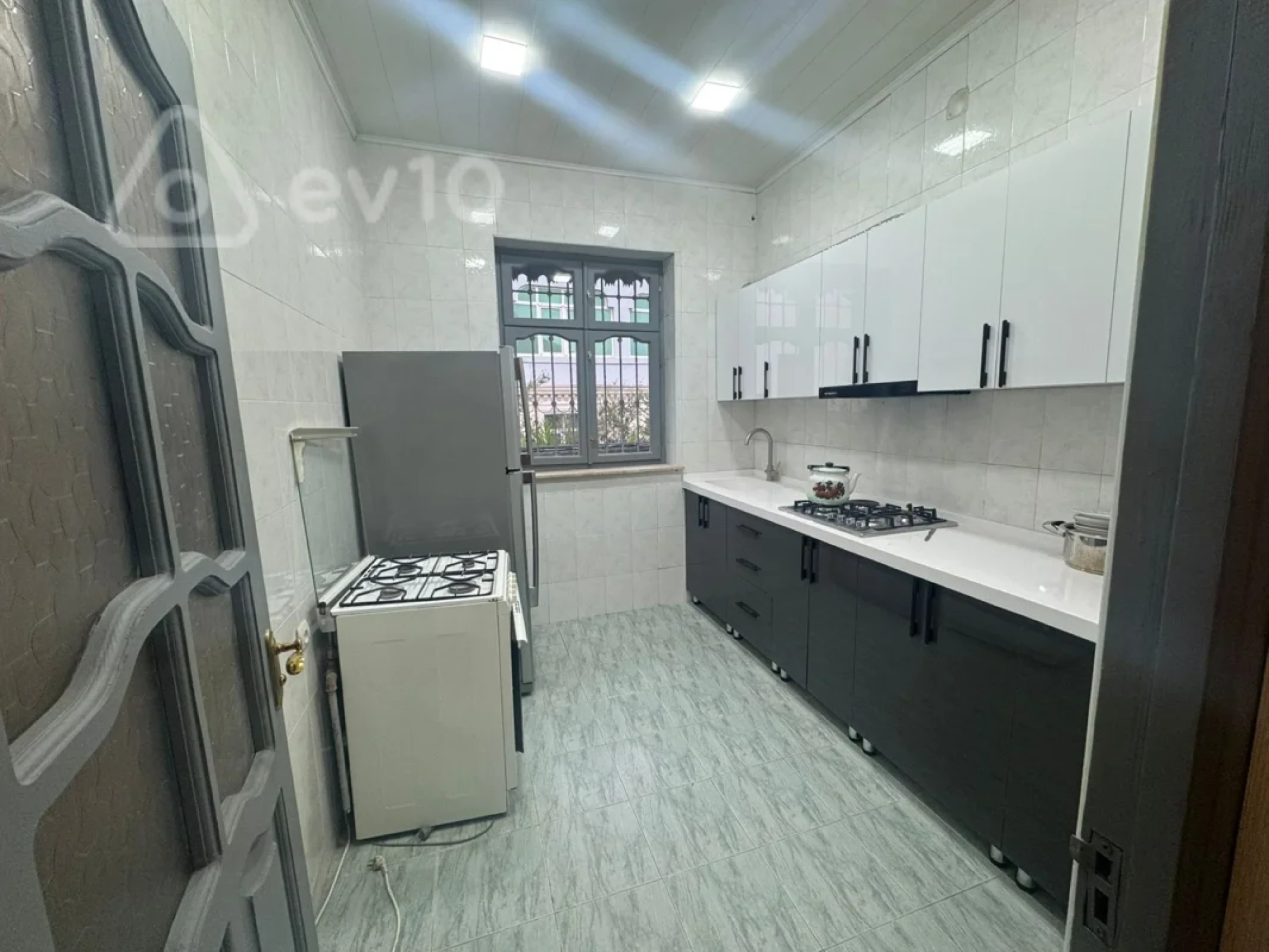Kirayə verilir 3 otaqlı həyət evi 140 m²