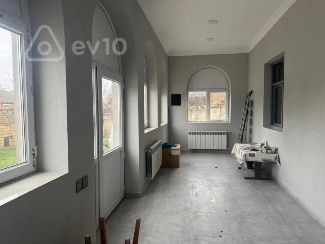 Kirayə verilir 3 otaqlı həyət evi 140 m²