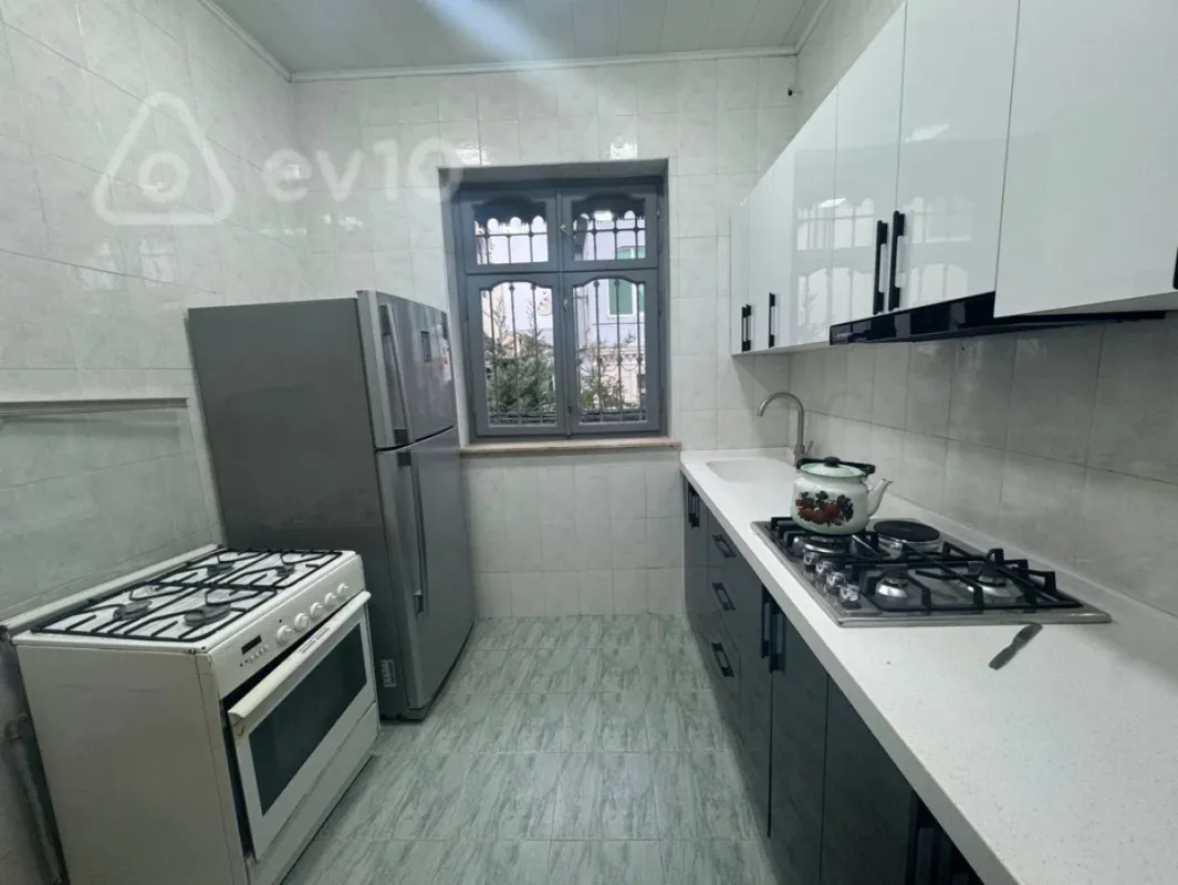 Kirayə verilir 3 otaqlı həyət evi 140 m²