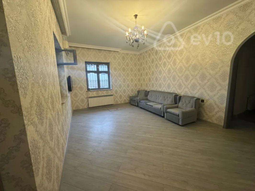 Kirayə verilir 3 otaqlı həyət evi 140 m²