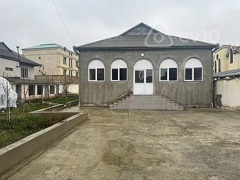 Kirayə verilir 3 otaqlı həyət evi 140 m²