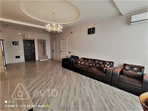 Kirayə verilir 3 otaqlı yeni tikili 90 m²