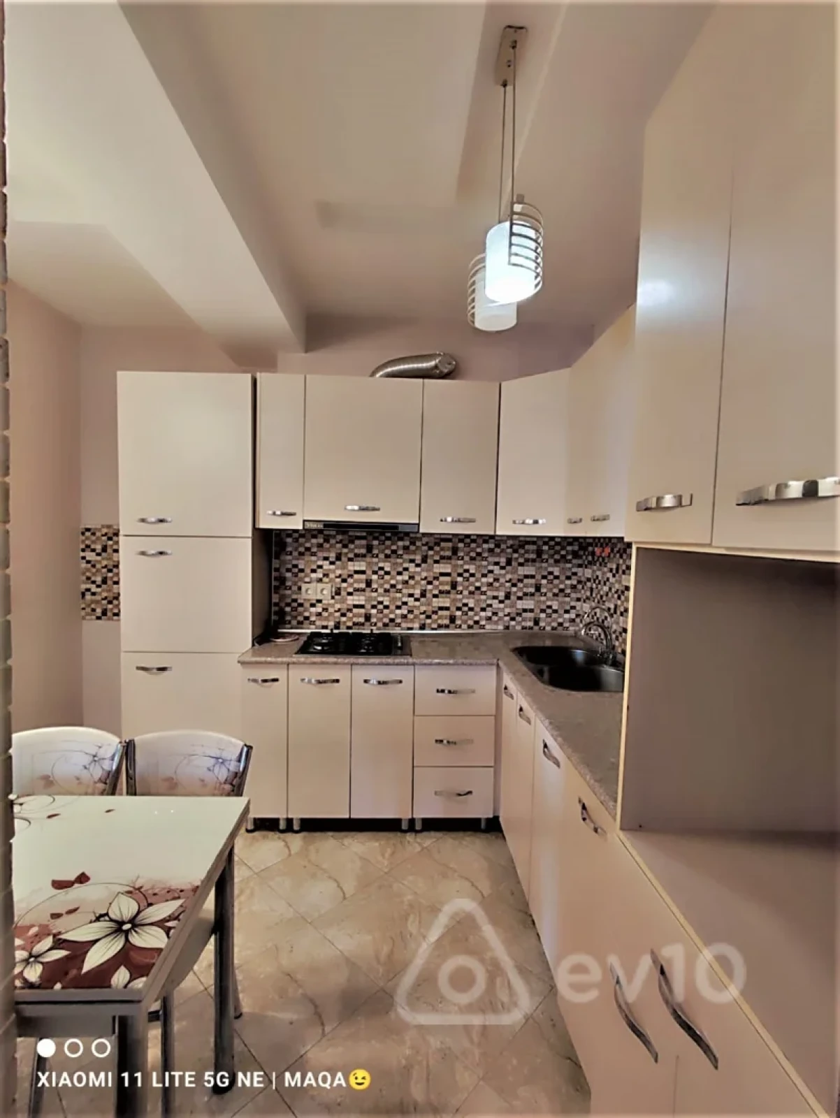 Kirayə verilir 3 otaqlı yeni tikili 90 m²