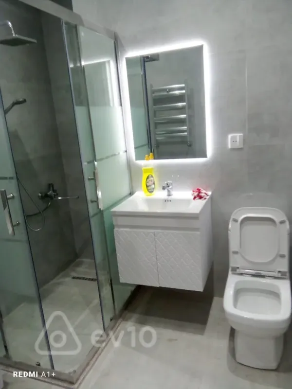Kirayə verilir 2 otaqlı yeni tikili 47 m²