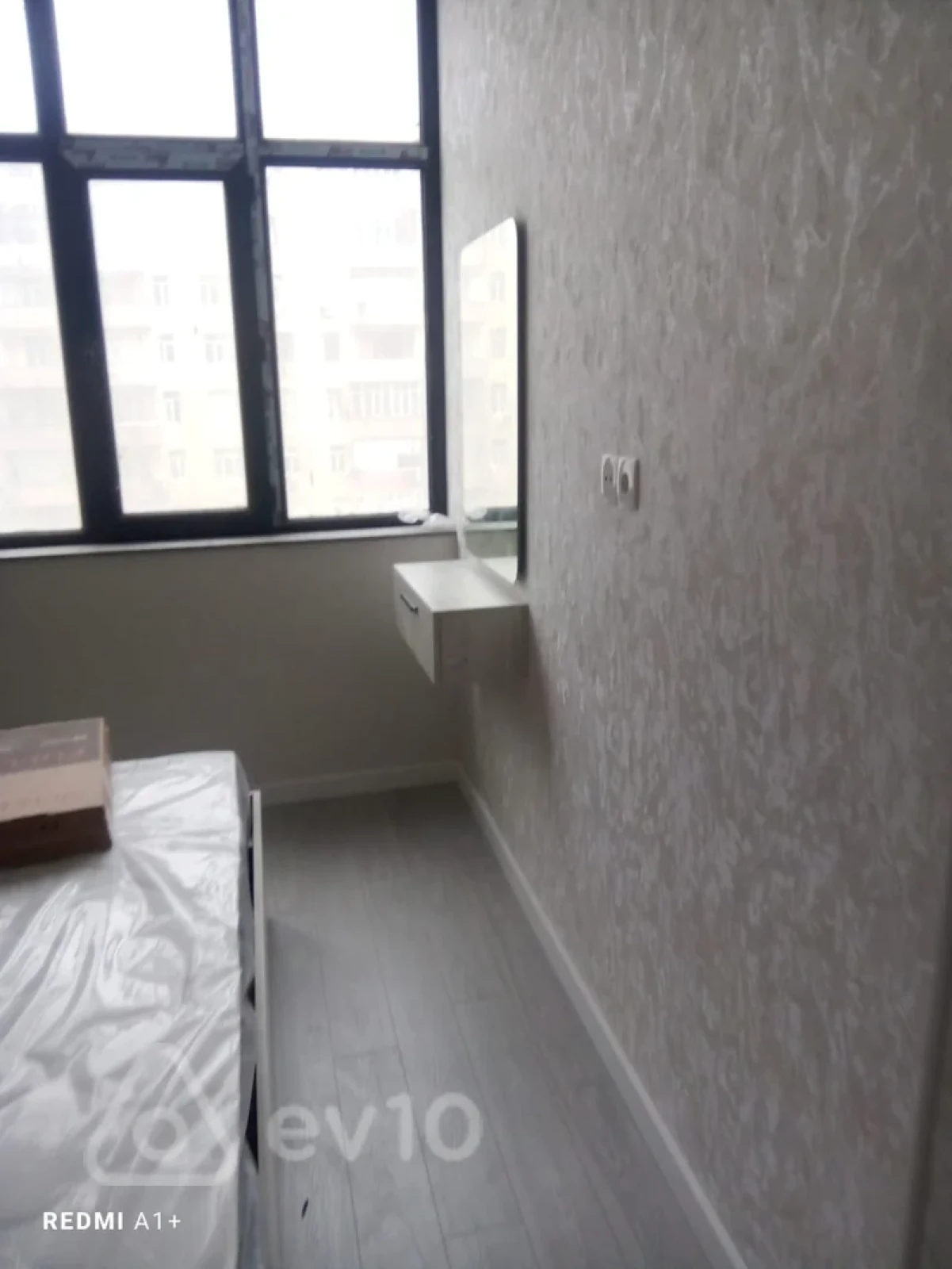 Kirayə verilir 2 otaqlı yeni tikili 47 m²