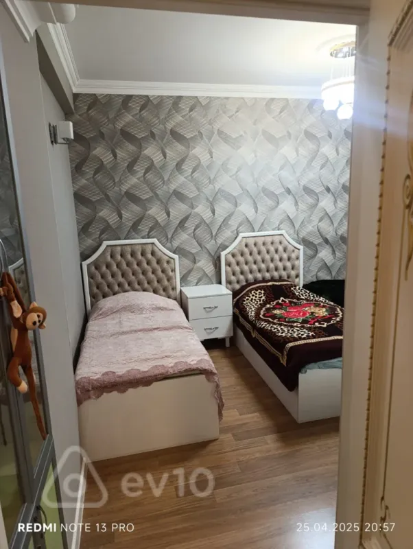 Satılır 3 otaqlı yeni tikili 100 m²