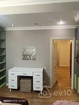 Satılır 3 otaqlı yeni tikili 100 m²