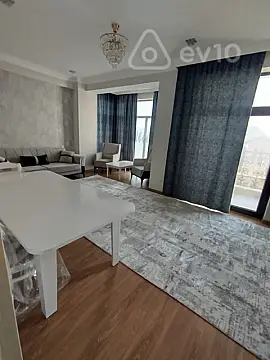 Kirayə verilir 3 otaqlı yeni tikili 125 m²