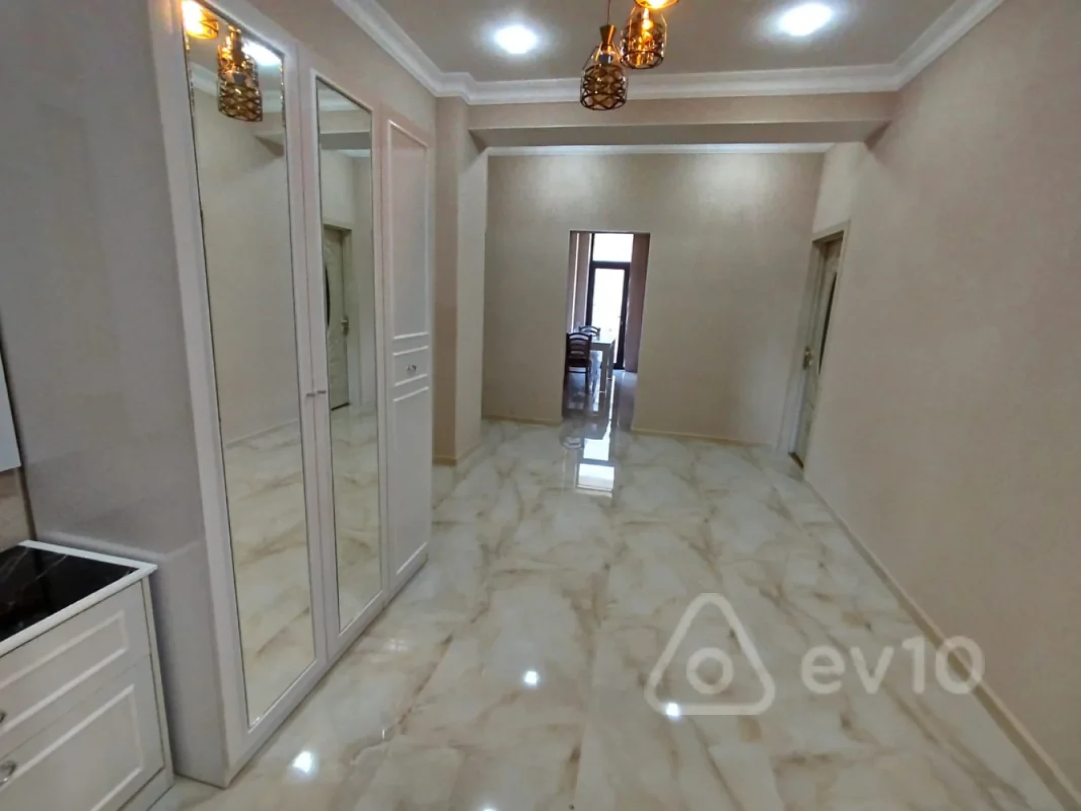 Kirayə verilir 3 otaqlı yeni tikili 125 m²