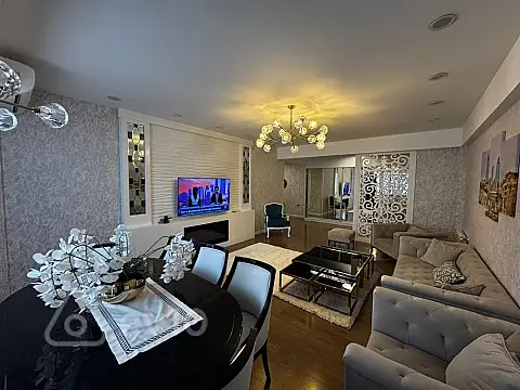 Kirayə verilir 3 otaqlı yeni tikili 130 m²
